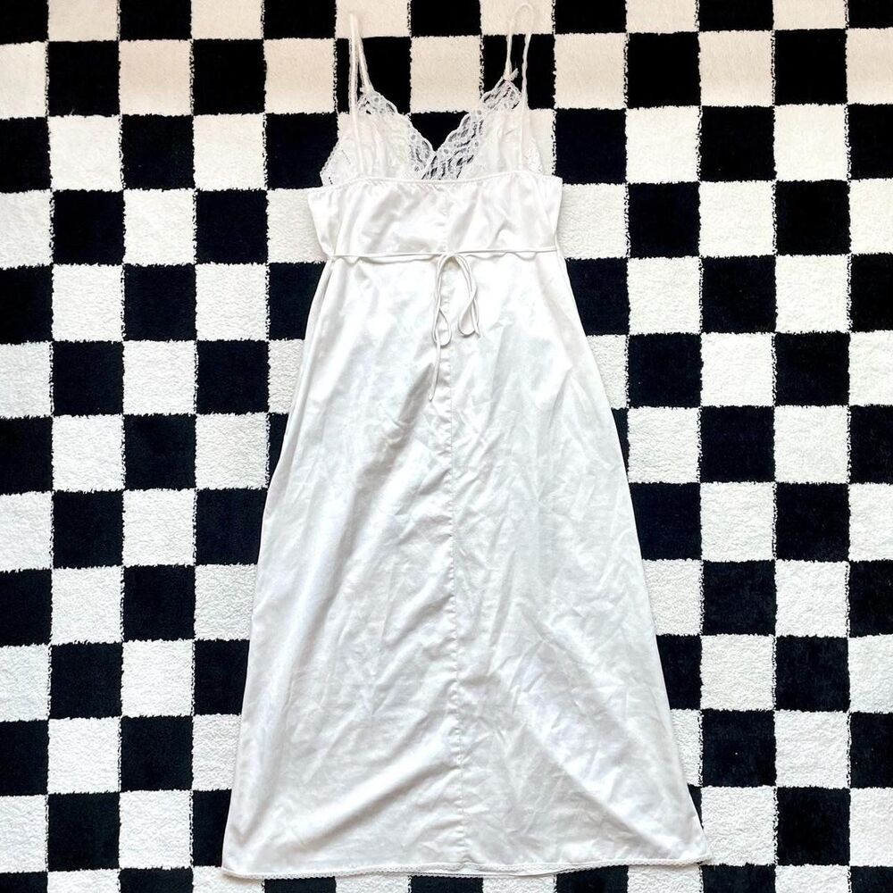 Rare Union Made Victoria’s Secret 70s Slip - Picture 2 of 4